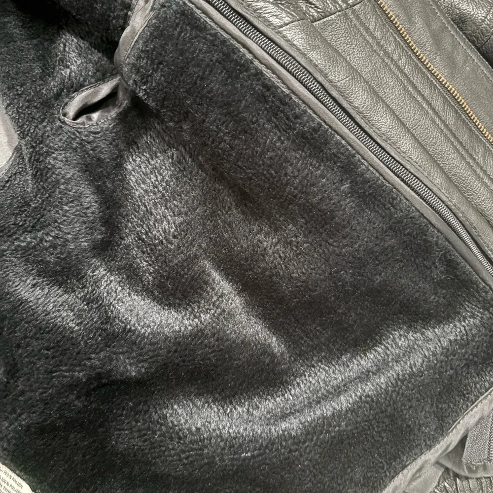 Men's Classic Black Bomber Jacket